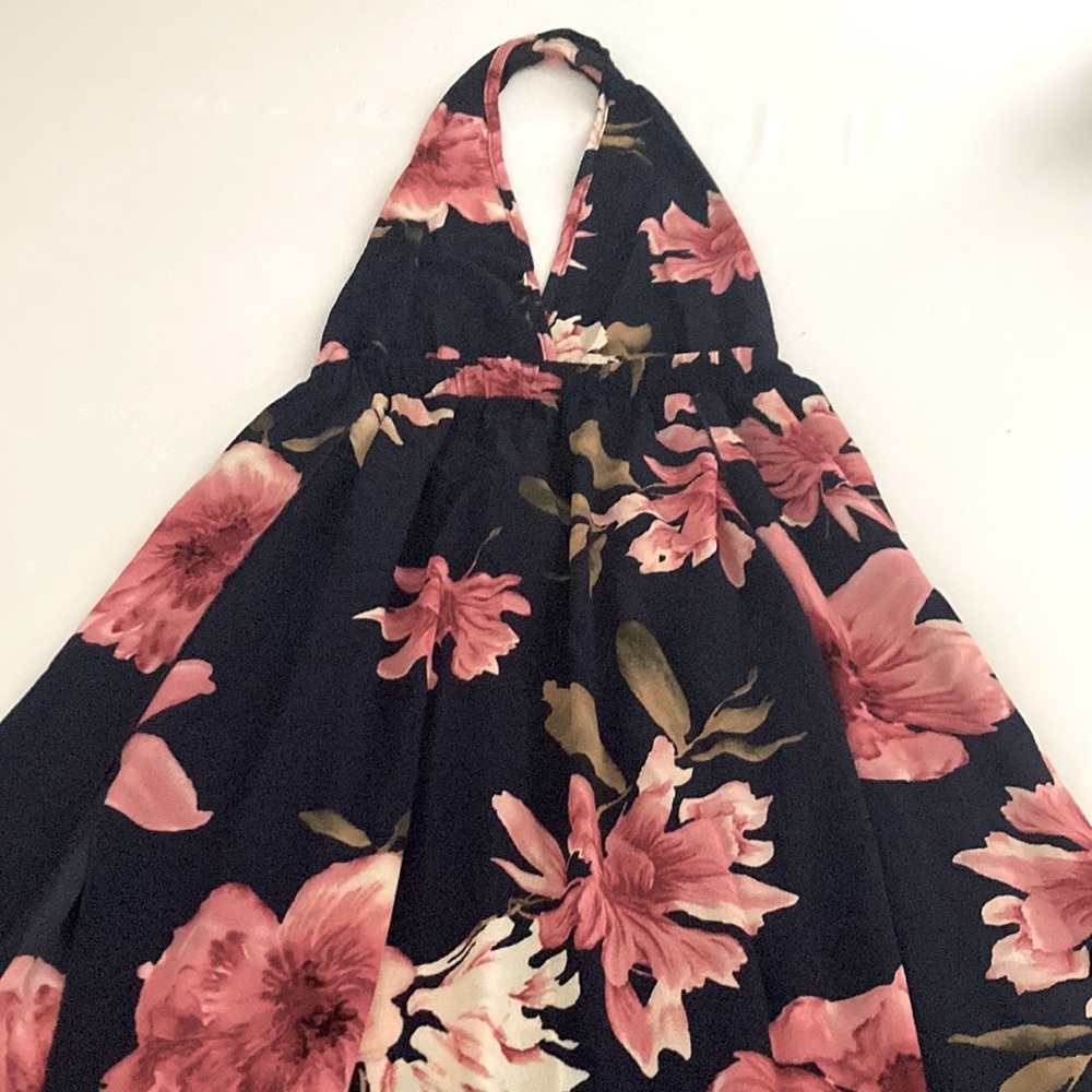 Summer Floral Maxi Halter Dress ☀️📸